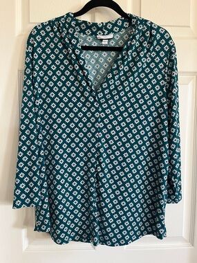 Green Floral-Print V-Neck Charter Club Women’s Blouse